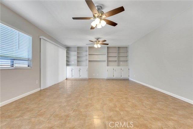 43719 21st W Street, Lancaster CA: https://media.crmls.org/medias/7430034e-be49-4a59-9d8e-8d7134ff45bb.jpg
