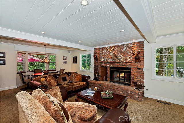 Detail Gallery Image 16 of 48 For 1208 Jungfrau Drive, Crestline,  CA 92325 - 3 Beds | 3/1 Baths