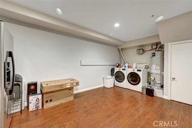 Detail Gallery Image 21 of 52 For 13629 Wyandotte St #111,  Van Nuys,  CA 91405 - 4 Beds | 3 Baths