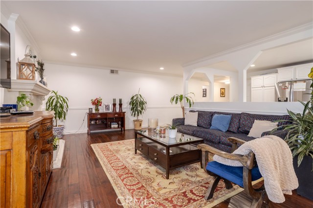 1689 Wade Circle photo 6
