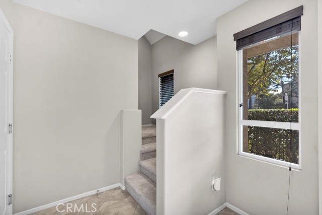 Detail Gallery Image 37 of 38 For 14665 Sherman Way, Van Nuys,  CA 91405 - 3 Beds | 3 Baths