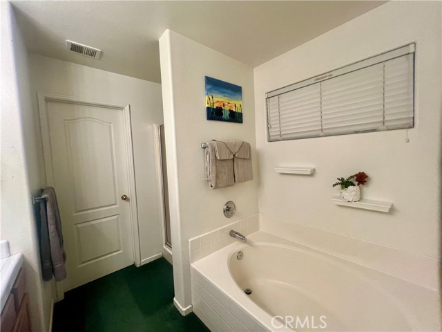 Detail Gallery Image 23 of 26 For 2697 E Skyview Ave, Fresno,  CA 93720 - 3 Beds | 2/1 Baths