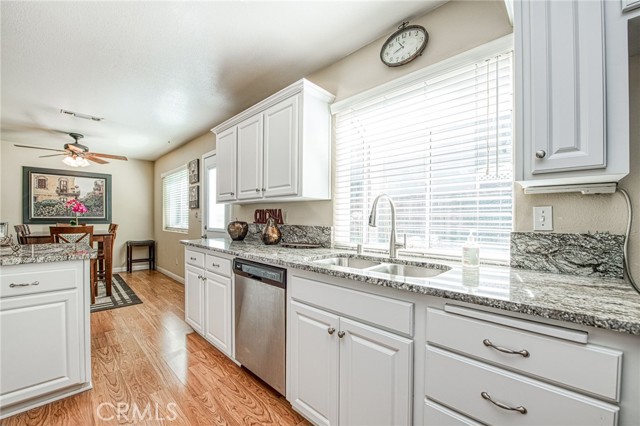 Detail Gallery Image 15 of 34 For 10668 Lighthouse Dr, Fresno,  CA 93730 - 3 Beds | 3 Baths