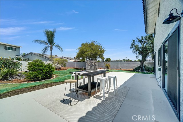 Detail Gallery Image 42 of 52 For 5231 Los Encantos Circle, La Palma,  CA 90623 - 5 Beds | 3 Baths