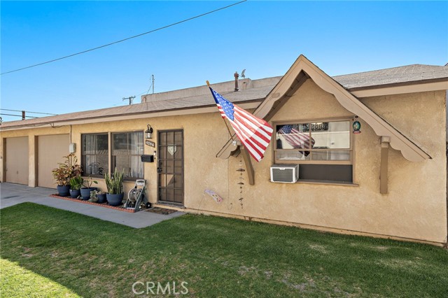 4292 Howard Avenue, Los Alamitos CA: https://media.crmls.org/medias/74333bf2-1bf7-401e-b55e-6c14384c4983.jpg
