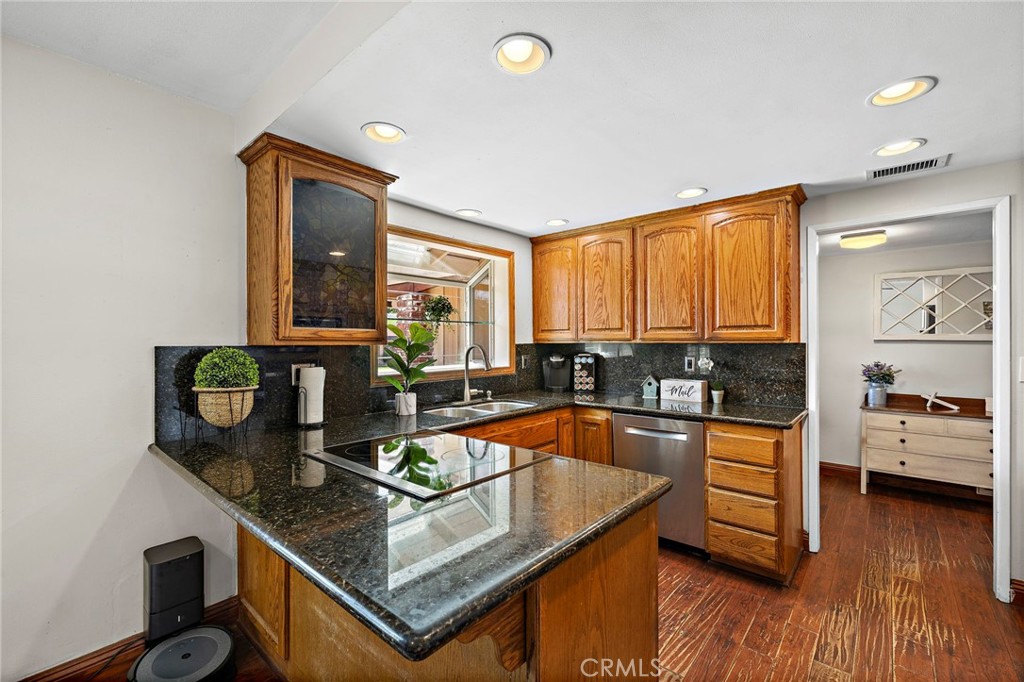 74338dac 3bb9 43a9 99f7 D89122d002cc