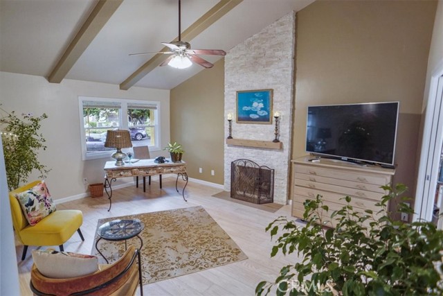 10624 Nevada Avenue, Chatsworth CA: https://media.crmls.org/medias/74348aa4-ae48-4c4e-8f13-9faa69460585.jpg