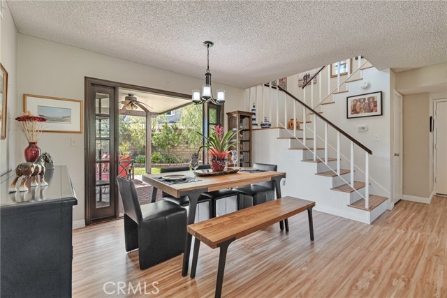 Detail Gallery Image 18 of 59 For 29857 Wistaria Valley, Canyon Country,  CA 91387 - 3 Beds | 3 Baths