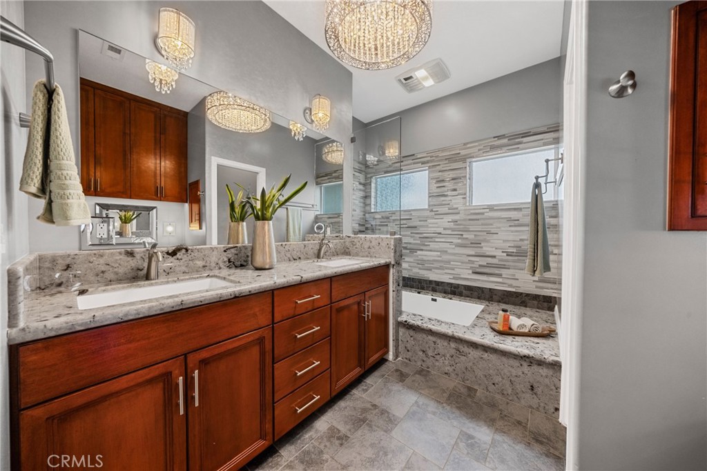 MLS #IG25183042 image #35