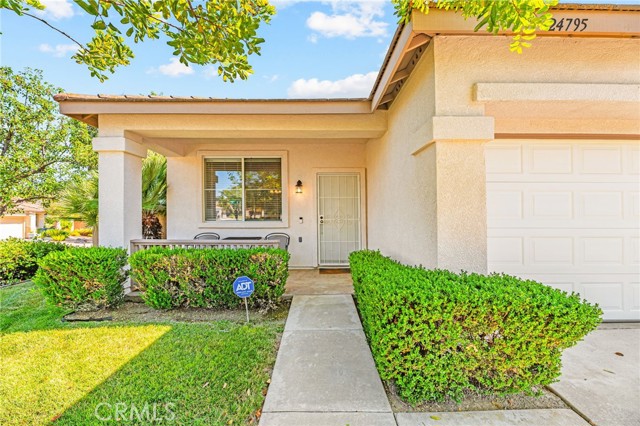 24795 Shady Pine Court, Murrieta CA: https://media.crmls.org/medias/74363a12-4fed-43a1-b05d-6a85e8813cf6.jpg