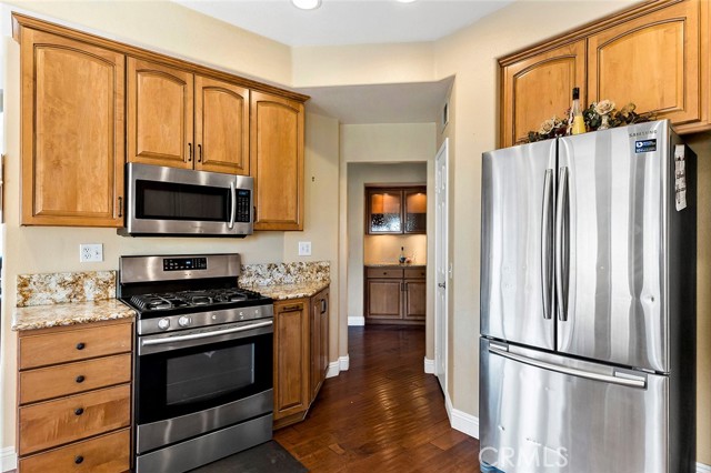 Detail Gallery Image 13 of 62 For 31279 Tarryton Ct, Yucaipa,  CA 92399 - 4 Beds | 2/1 Baths