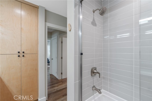 Detail Gallery Image 18 of 24 For 8034 Airlane Ave, Los Angeles,  CA 90045 - 4 Beds | 3 Baths