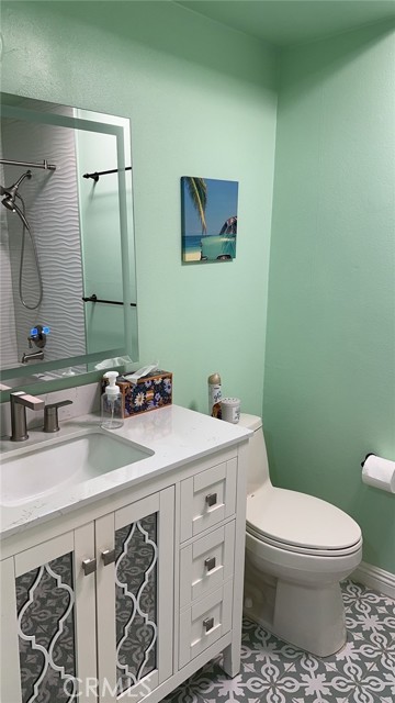 Detail Gallery Image 5 of 6 For 23120 Posada, Valencia,  CA 91354 - 1 Beds | 1 Baths