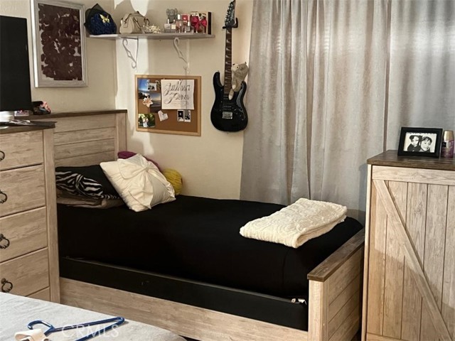 Detail Gallery Image 13 of 26 For 2195 E 19th St, San Bernardino,  CA 92404 - – Beds | – Baths