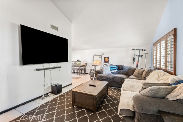 Detail Gallery Image 11 of 46 For 6770 Berkshire, Rancho Cucamonga,  CA 91701 - 4 Beds | 3 Baths