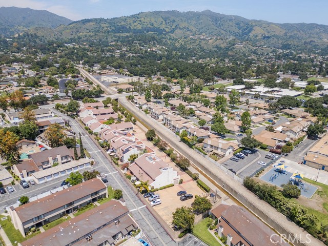 Detail Gallery Image 19 of 34 For 1432 E Foothill Bld, Glendora,  CA 91741 - 2 Beds | 2/1 Baths