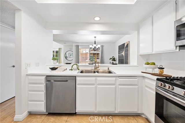 Detail Gallery Image 7 of 23 For 145 Greenfield, Irvine,  CA 92614 - 2 Beds | 1 Baths