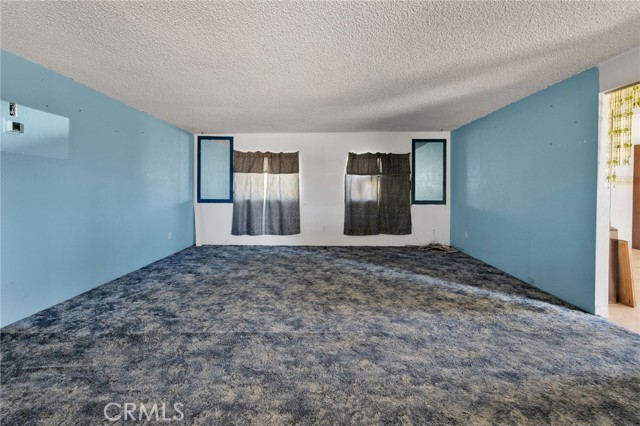 Detail Gallery Image 8 of 59 For 37531 E End Rd, Lucerne Valley,  CA 92356 - 2 Beds | 1 Baths