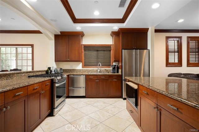 Detail Gallery Image 7 of 22 For 610 N Tremont St, Oceanside,  CA 92054 - 3 Beds | 2/1 Baths