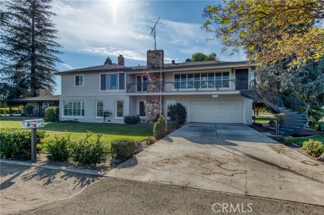 Detail Gallery Image 4 of 75 For 13155 W Shaw, Kerman,  CA 93630 - 5 Beds | 2 Baths