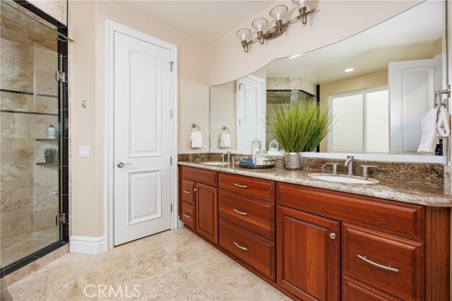 Detail Gallery Image 25 of 42 For 209 Chicago Ave, Huntington Beach,  CA 92648 - 3 Beds | 3/2 Baths