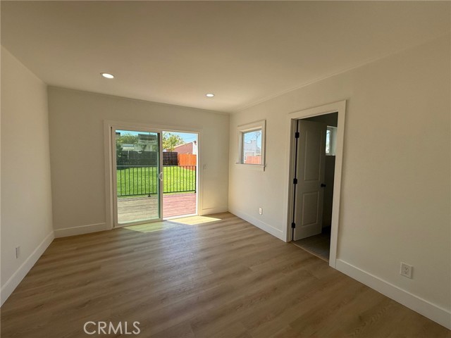 8711 S Denker Avenue, Los Angeles CA: https://media.crmls.org/medias/743f3b2e-a64c-4f06-9373-20e03ba0662b.jpg