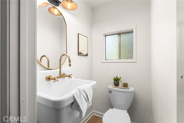 Detail Gallery Image 15 of 47 For 1920 W Sacramento, Chico,  CA 95926 - 5 Beds | 2/1 Baths