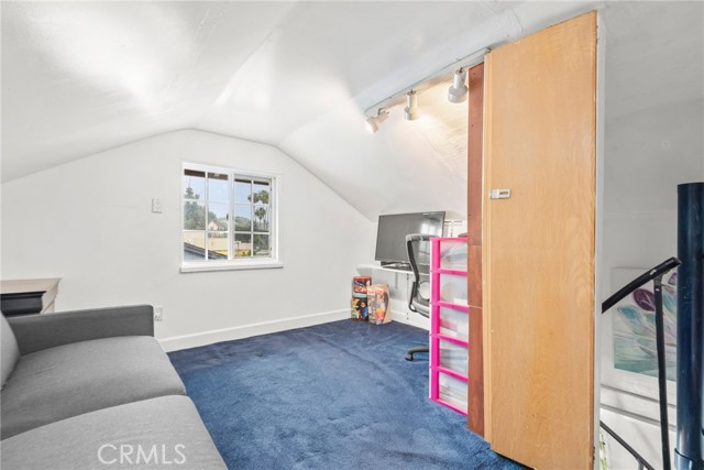 Detail Gallery Image 18 of 42 For 3322 Minto Ct, Los Angeles,  CA 90032 - 2 Beds | 2 Baths