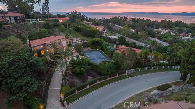 2008 Via Visalia, Palos Verdes Estates, California 90274, 5 Bedrooms Bedrooms, ,6 BathroomsBathrooms,Residential,Sold,Via Visalia,PV17035124