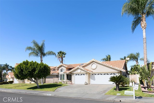 13009 September Way, Riverside, CA 92503