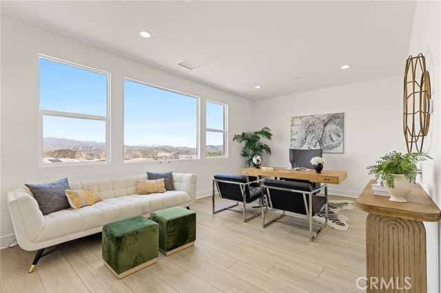 Detail Gallery Image 22 of 41 For 24175 N Camino Cascada, Valencia,  CA 91354 - 5 Beds | 5/1 Baths