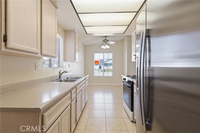 Detail Gallery Image 10 of 33 For 27317 Del Monte, Menifee,  CA 92586 - 2 Beds | 2 Baths