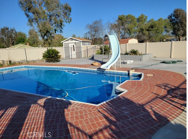 Detail Gallery Image 3 of 30 For 16001 Lake Mathews Dr, Perris,  CA 92570 - 3 Beds | 2/1 Baths