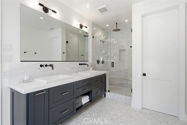 Detail Gallery Image 28 of 38 For 2848 Carob, Newport Beach,  CA 92660 - 5 Beds | 4/1 Baths