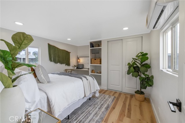 225 Akers Street, Visalia CA: https://media.crmls.org/medias/7442d012-8c67-4120-8ec1-6a7363aca660.jpg