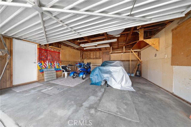 713 Michigan Avenue, Beaumont CA: https://media.crmls.org/medias/74434e6e-c5b2-4c42-a324-6f2e10f0c5dd.jpg