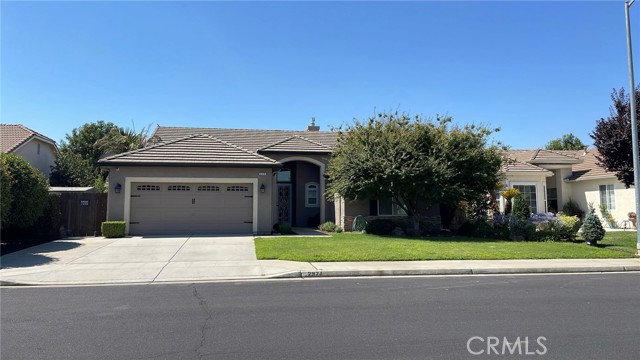Detail Gallery Image 1 of 1 For 2974 Twain Ave, Clovis,  CA 93611 - 3 Beds | 2/1 Baths