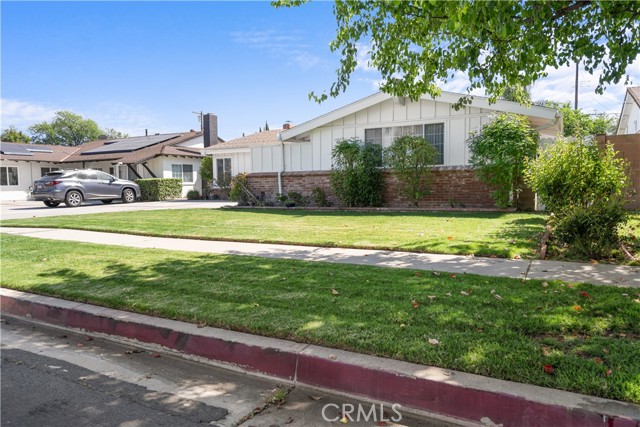 Detail Gallery Image 5 of 42 For 20212 Londelius, Winnetka,  CA 91306 - 3 Beds | 2 Baths