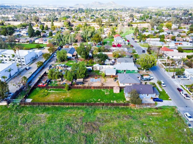 2493 Northbend Street, Riverside CA: https://media.crmls.org/medias/7445222a-b4a4-4c29-b249-41b017b4c029.jpg