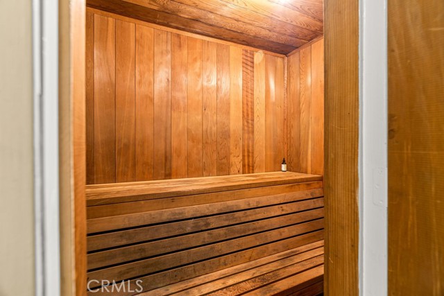 1321 Beryl Street, Redondo Beach CA: https://media.crmls.org/medias/74454910-2648-403a-9287-778053f49a20.jpg
