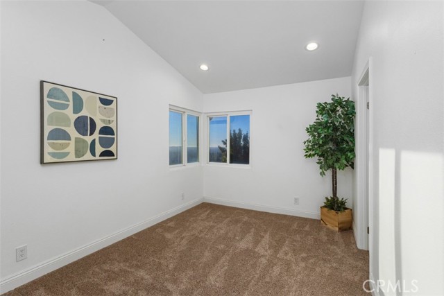 Detail Gallery Image 23 of 35 For 21401 Stonehaven, Lake Forest,  CA 92630 - 4 Beds | 2/1 Baths