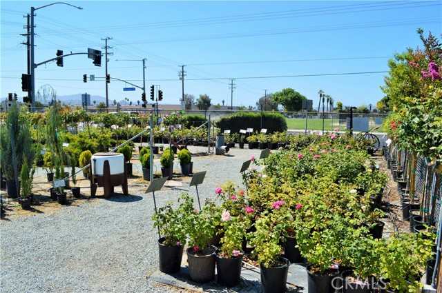 Detail Gallery Image 9 of 68 For 2750 W Devonshire Ave, Hemet,  CA 92545 - 3 Beds | 2 Baths