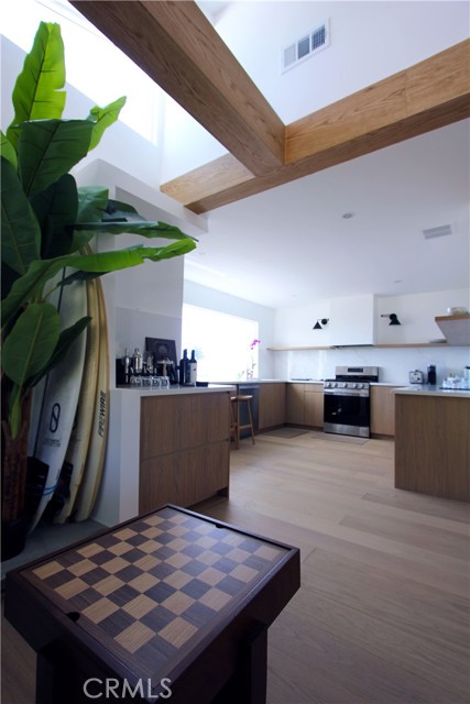 1914 Pelican Avenue, San Pedro CA: https://media.crmls.org/medias/744794c3-4e77-4400-9967-f601c81a7d95.jpg