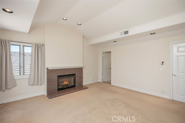 Detail Gallery Image 35 of 52 For 318 Jasmine Ave #B,  Corona Del Mar,  CA 92625 - 3 Beds | 3/1 Baths