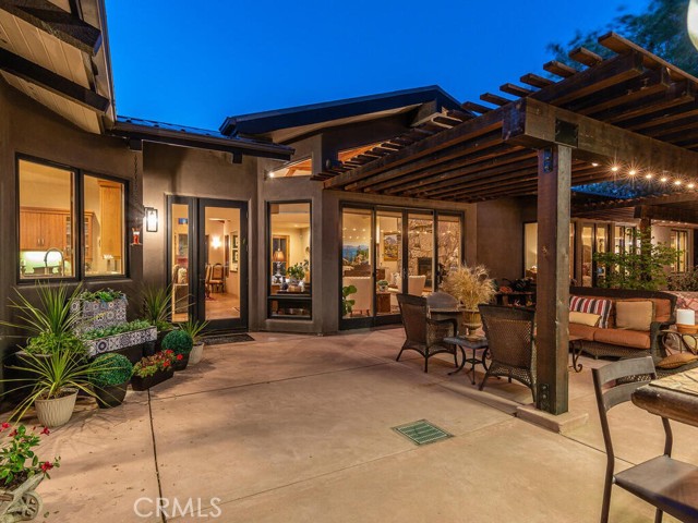 Detail Gallery Image 21 of 74 For 7790 Airport Rd, Paso Robles,  CA 93446 - 6 Beds | 5/2 Baths