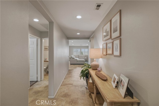 Detail Gallery Image 4 of 22 For 11866 Andrews, Victorville,  CA 92392 - 3 Beds | 2 Baths