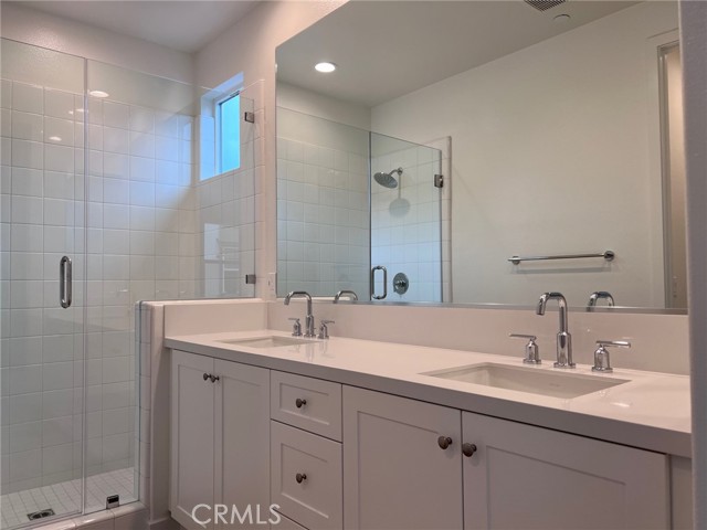 Detail Gallery Image 7 of 21 For 63 Sanctuary Ln, Mission Viejo,  CA 92692 - 4 Beds | 3/1 Baths