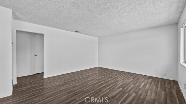 Detail Gallery Image 4 of 14 For 3568 20th St, Highland,  CA 92346 - 2 Beds | 1 Baths