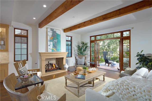235 Poppy Avenue, Corona del Mar CA: https://media.crmls.org/medias/744a5d7d-4da0-40a9-9a83-9c716cfdac8a.jpg