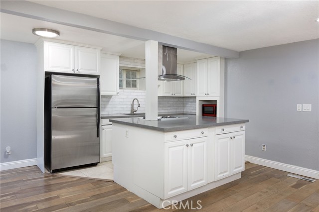 Detail Gallery Image 6 of 28 For 799 Fern Dr, Crestline,  CA 92325 - 3 Beds | 3 Baths